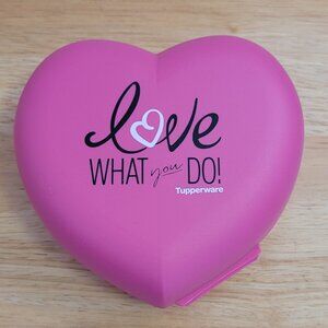 Tupperware Heart Shaped Keeper - RARE